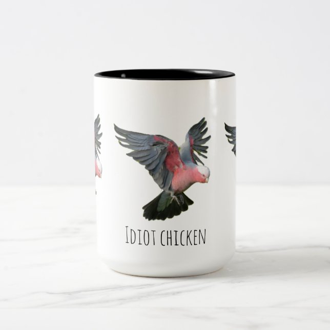 Idiot Huhn Zweifarbige Tasse (Mittel)