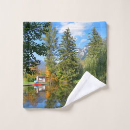 Idylle des Herbstbeckens Waschlappen