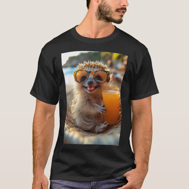 Igel am Strand mit cooler Brille T-Shirt (Vorderseite)