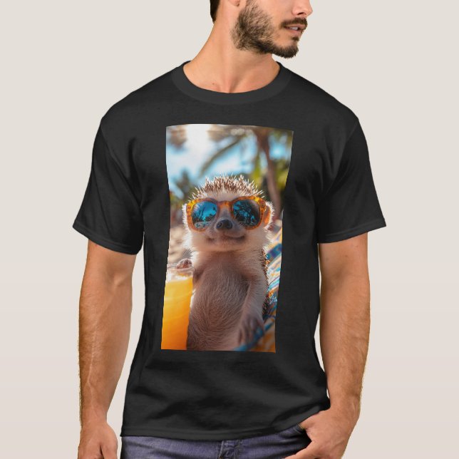 Igel am Strand mit cooler Brille T-Shirt (Vorderseite)