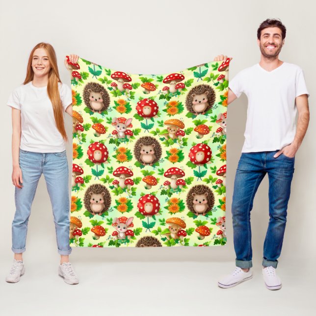 Igel, Hase, Pilze und leuchtende Blumen Fleecedecke (Beispiel)