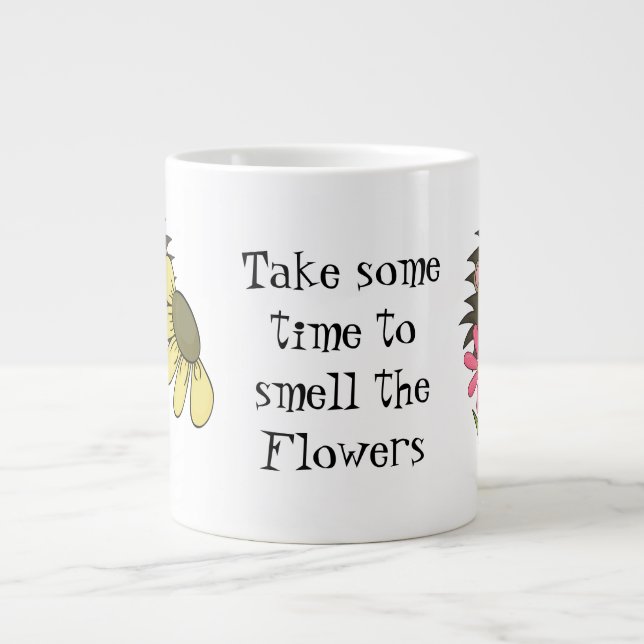 Igel riecht die Blume Jumbo-Tasse (Vorderseite)