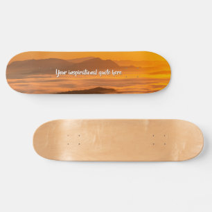 Ihr benutzerdefinierter Text überwindet nebelige L Skateboard
