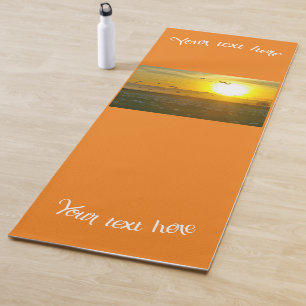 Ihr eigenes Bild und Text auf der orangen Yoga Mat Yogamatte