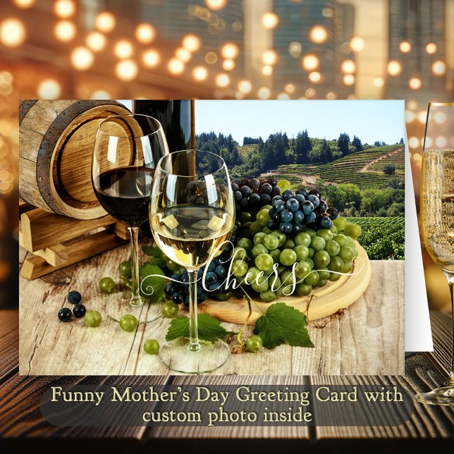 Ihr Foto Funny Wine Mother Day Grußkarte Karte (Funny Mother's Day greeting card featuring a wine theme and custom photo inside)