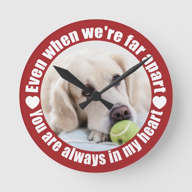 IHR FOTO ist weit von der Liebe entfernt Runde Wanduhr (Vorderseite)