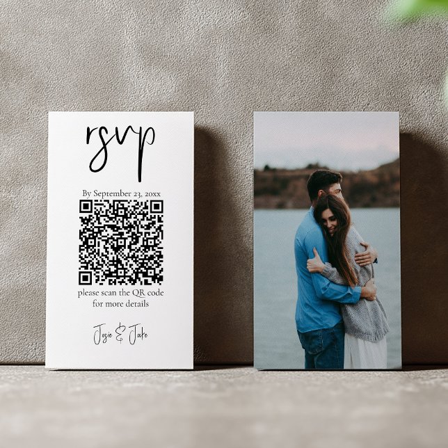 Ihr Foto, schwarz-weiß QR Code Hochzeit RSVP Begleitkarte (Black and white qr code rsvp with full cover photo)