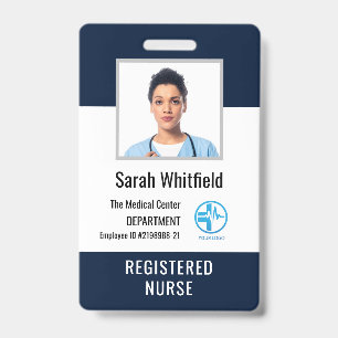 Ihr Geschäft-Logo und Krankenhaus-Mitarbeiter-Foto Ausweis