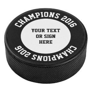 Ihr kurviger und solider Text oder Zeichen Eishockey Puck