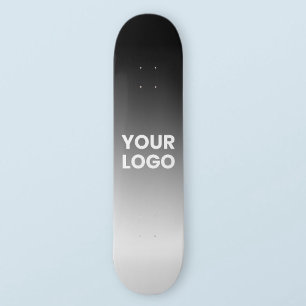 Ihr Logo und die moderne Farbskala Skateboard