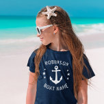 Ihr Name & Bootname Vintag Anker Sterne Navy & Whi T-Shirt<br><div class="desc">Stilvolle Girls T - Shirt mit Ihrem persönlichen Namen und Bootsnamen oder anderen Wunschtexten,  ein Vintager Anker und Sterne in Weiß auf klassischem Marineblau. Macht ein großartiges Geschenk für jeden Anlass.</div>