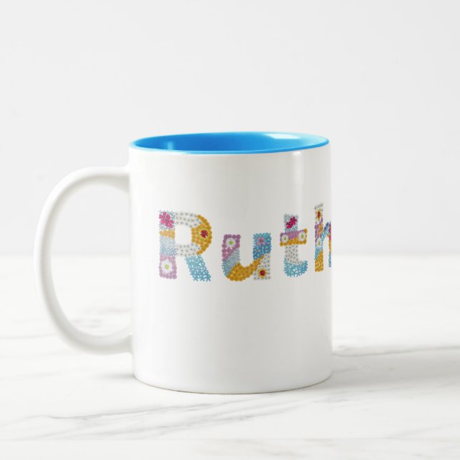 Ihr Name in künstlerischen Blumenbriefen / Ruth Zweifarbige Tasse (Links)