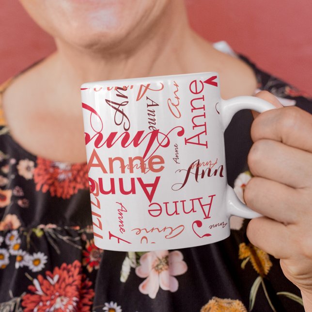 Ihr Name ist in Rot gedruckt, ganz im Stil Kaffeetasse (Von Creator hochgeladen)