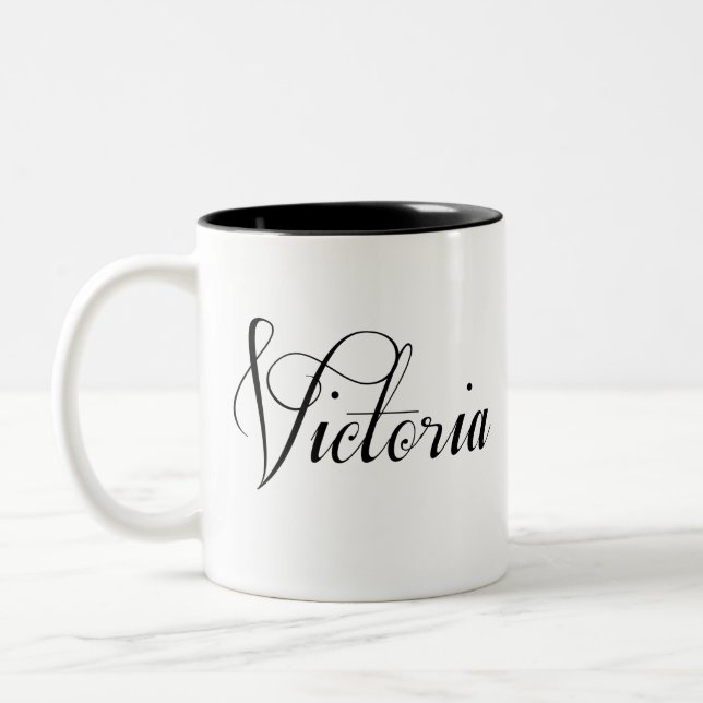 Ihr Name ist Victoria Calligrafie Zweifarbige Tasse (Links)