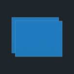 Ihr Platz mit zeitloser Schwarz-Weiß-Wand Postkarte<br><div class="desc">Erstellen Sie eine Anweisungswand mit dieser Vintagen Schwarz-Weiß-Uhr auf einem auffallend blauen Hintergrund. Die minimalistische Dekoration mit Retro-Design ist perfekt für klassische und einfarbige Innendekorationen</div>