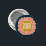 IHR Pronouns Sonnenblume Daisy Pride Button<br><div class="desc">Dekorieren Sie Ihr Outfit mit diesem coolen Kunstknopf. Macht ein großartiges Geschenk! Sie können ihn anpassen und auch Text hinzufügen. Karo in meinem Shop für viel mehr Farben und Muster! Lass mir Bescheid,  wenn du auch etwas Gewohntes willst.</div>