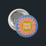 IHR Pronouns Sonnenblume Daisy Pride Button<br><div class="desc">Dekorieren Sie Ihr Outfit mit diesem coolen Kunstknopf. Macht ein großartiges Geschenk! Sie können ihn anpassen und auch Text hinzufügen. Karo in meinem Shop für viel mehr Farben und Muster! Lass mir Bescheid,  wenn du auch etwas Gewohntes willst.</div>