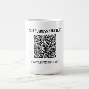 Ihr QR-Code und ein Geschenk für spezielle Tasse f