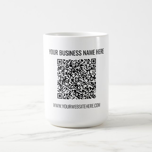Ihr QR-Code und ein Geschenk für spezielle Tasse f (Mittel)