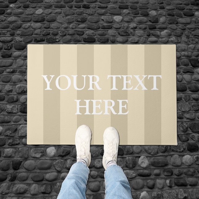 Ihr Text hier Beige gestrichen Fußmatte (Von Creator hochgeladen)
