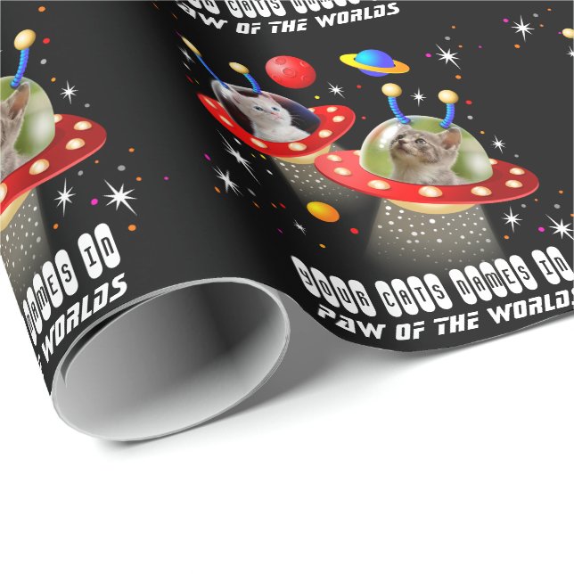 Ihre 2 Katzen in einer Alien Raumschiff UFO Sci Fi Geschenkpapier (Rolleneckpunkt)