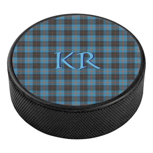 Ihre Initialen über Angus District Ancient Tartan Eishockey Puck (3/4)