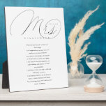 Ihre Vows Elegant Mrs. Newlyweds Wedding Vows Whit Fotoplatte<br><div class="desc">Neuauflage Frau ihre Hochzeit gelobt,  die weiße Tafel zu halten,  immer an Ihren besonderen Tag und Ihre Liebe zu erinnern und einander zu versprechen. Design zeigt "Mrs." in einer eleganten Kalligraphie-Skript und personalisiert mit Nachnamen,  Hochzeitstag und ihren Hochzeitsgelübden.</div>