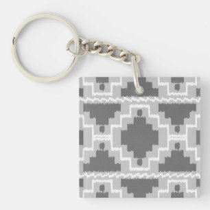 Ikat Aztec Muster - Dunkel und leicht grau / grau Schlüsselanhänger