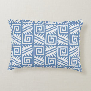 Ikat Aztec Muster - Sky Blue und White Dekokissen