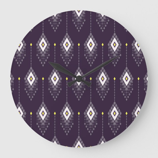 Ikat Chandelier Pattern: Vintages Textildesign Große Wanduhr (Vorderseite)