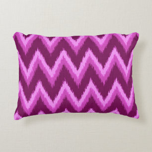 Ikat Chevron Streifen - Amethyst Purpur und Violet Zierkissen