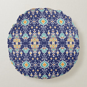 Ikat Geometrisch: Folklore-Orientalornament. Rundes Kissen