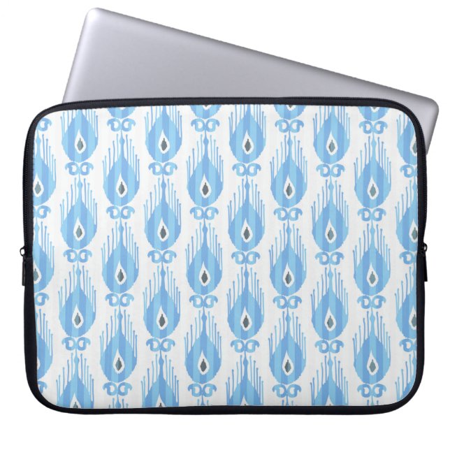 Ikat-Muster in blau und weiß Laptopschutzhülle (Vorderseite)