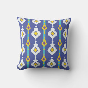 Ikat, nahtloses ethnisches Muster. Kissen