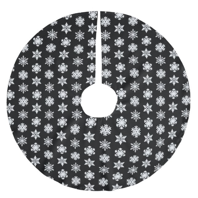 Ikat-Schneeflocken - Schwarzweiß Polyester Weihnachtsbaumdecke (Vorderseite)
