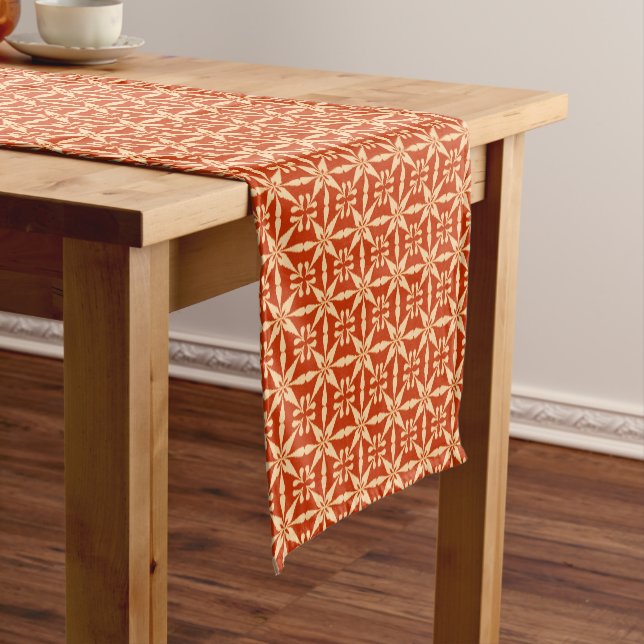 Ikat Star Pattern, Mandarin Orange Kurzer Tischläufer (Beispiel)