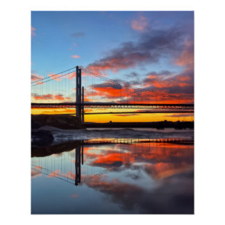 Ikonischer Forth Bridges Sonnenuntergangs-Reflexio Poster