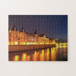 Illuminierte Conciergerie in der Nacht - Paris, Fr Puzzle