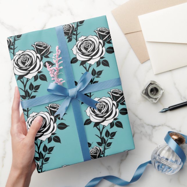 Illustrated Black And White Roses  Geschenkpapier (Schenken)