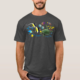 Illustration des tropischen Fisches in der Bucht v T-Shirt