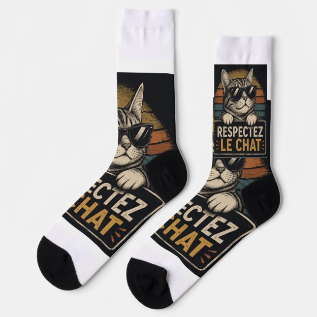 Illustration einer Katze mit Brille und Typografie Socken (Linkes Detail)