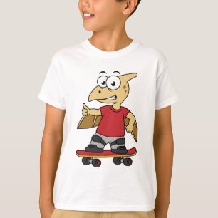 Illustration eines Pterosaurus Skateboarding. T-Shirt