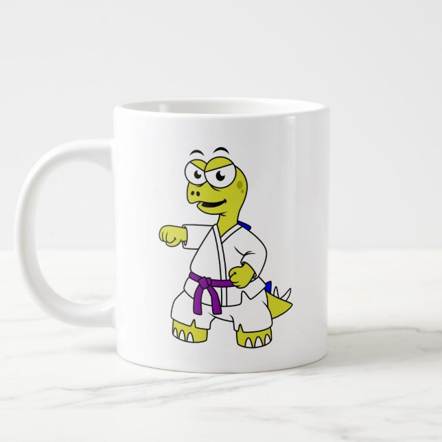 Illustration eines Stegosaurus, der Karate praktiz Jumbo-Tasse (Links)