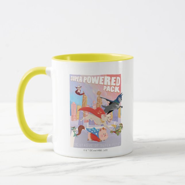 Illustration von Metropolis mit Super Powered Pack Tasse (Links)