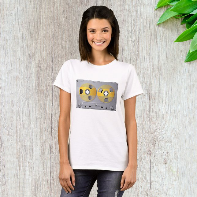 Illustration von Vintagen Kassettenband T-Shirt (Von Creator hochgeladen)