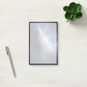 Illustrative Nah-up der Comet Tempel. Post-it Klebezettel