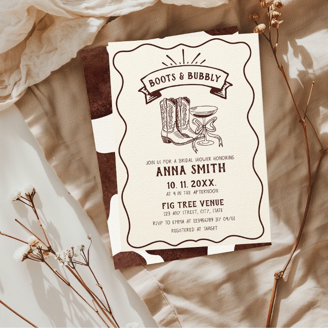 Illustrierte Handstiefel und Niedliches Brautparty Einladung (Boots & Bubbly Hand Illustrated Bridal Shower Invitation with Cow Pattern)