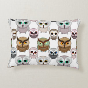 Illustriertes Owls-Muster Dekokissen