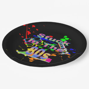 Im 80er stecken pappteller