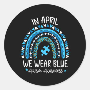 Im April tragen wir Blauer Regenbogen Autismus Bew Runder Aufkleber